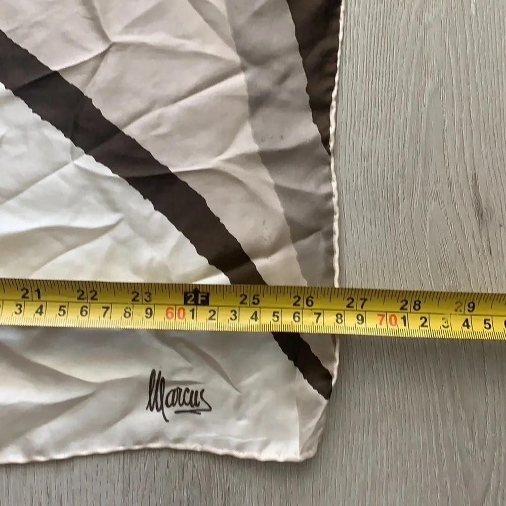 Vintage‎ Marcus scarf brown tan silk made in Japan